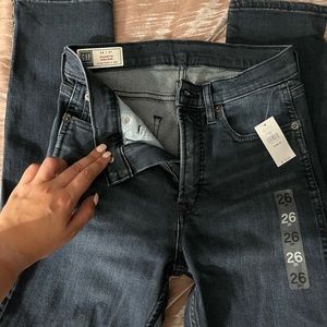 NWT Gap Cigarette High Rise Jeans